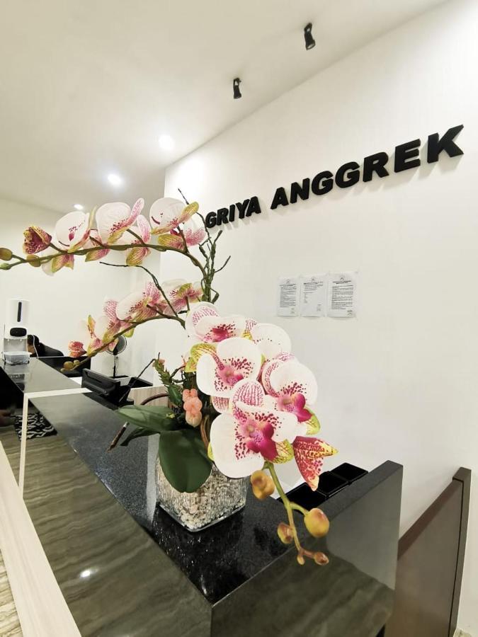 Griya Anggrek Trenggalek Exterior foto